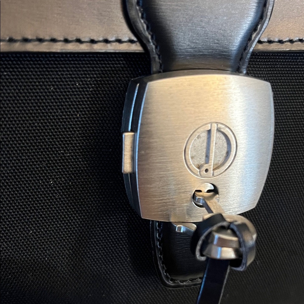 Dunhill Lock & Key Clutch Leather/Nylon - Picture 2 of 13